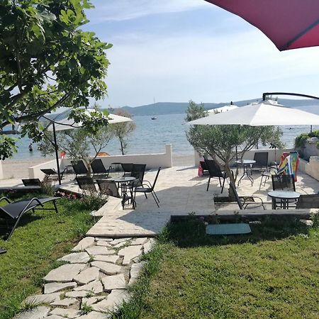 Apartments Adria Biograd Na Moru Ngoại thất bức ảnh