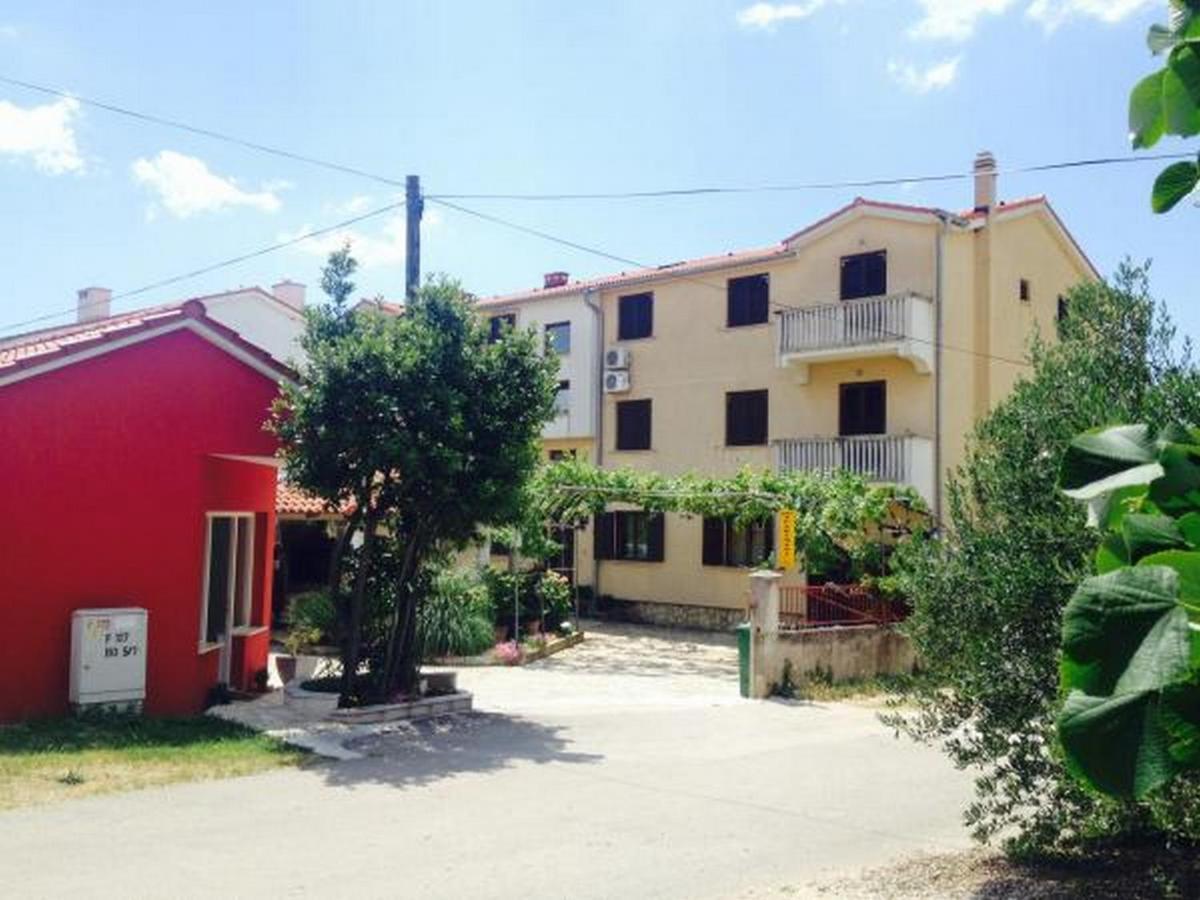 Apartments Adria Biograd Na Moru Ngoại thất bức ảnh