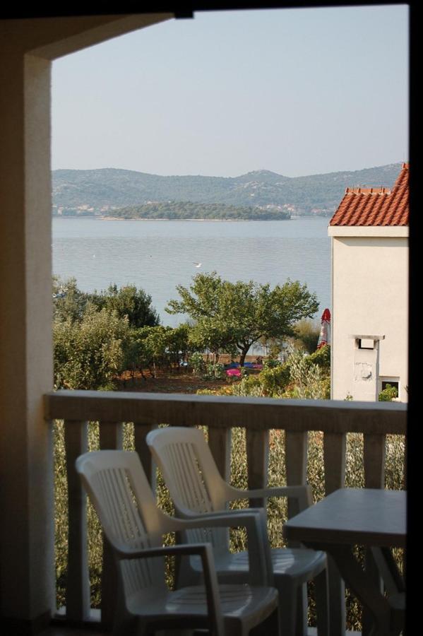 Apartments Adria Biograd Na Moru Phòng bức ảnh